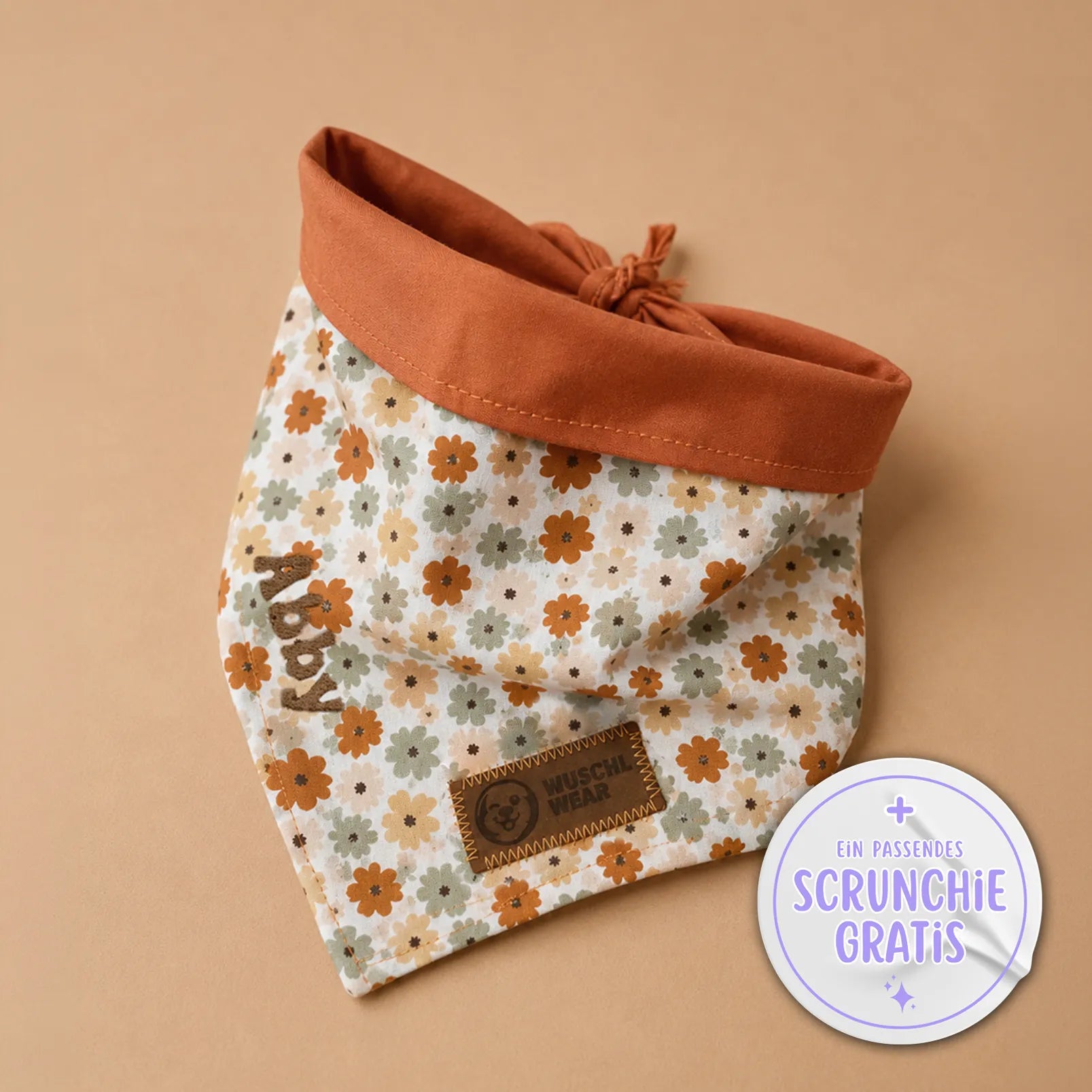 DAISY - Personalisiert - Halstuch mit Blumen